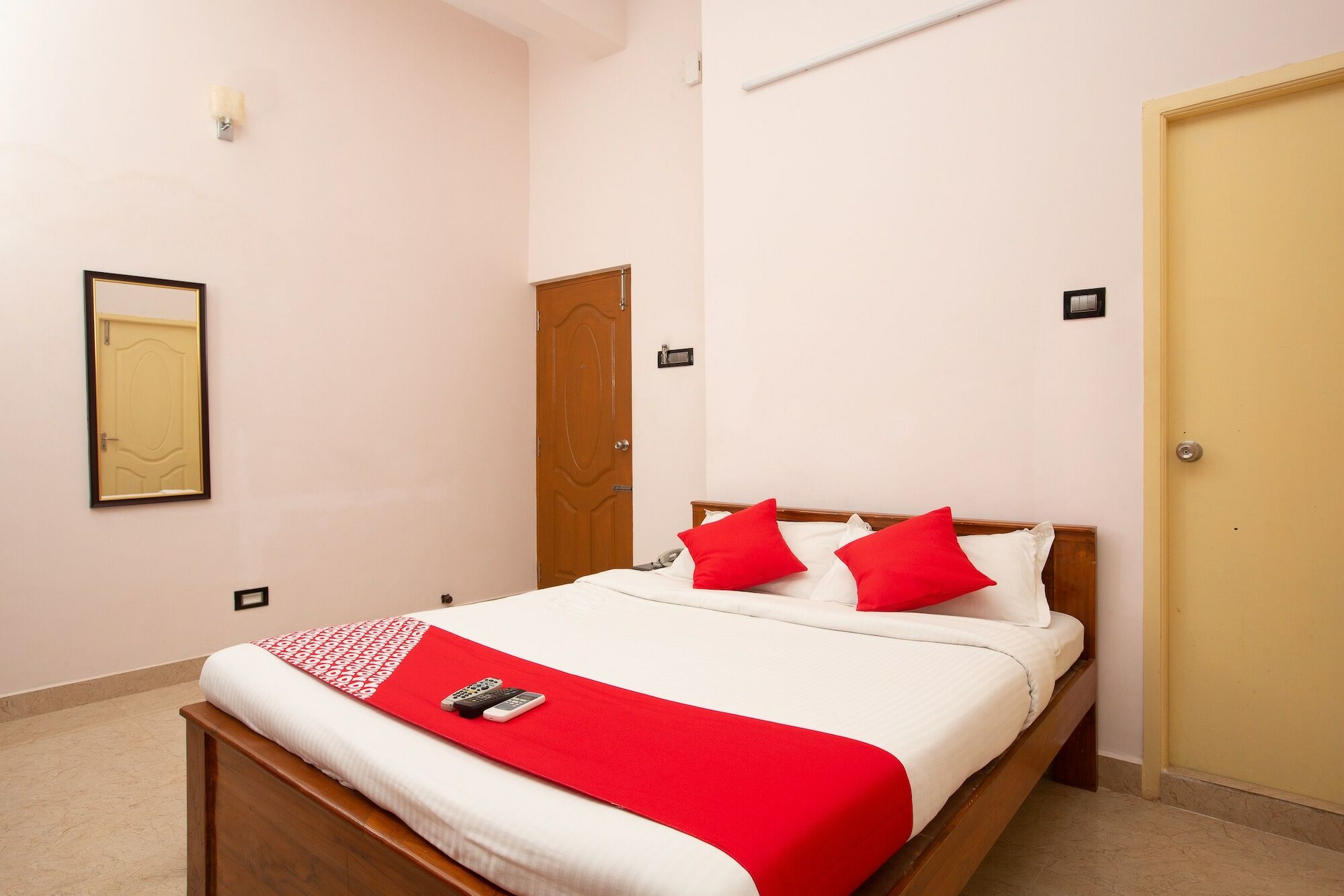 Oyo 23676 Flagship Orchid Serenity Hotel